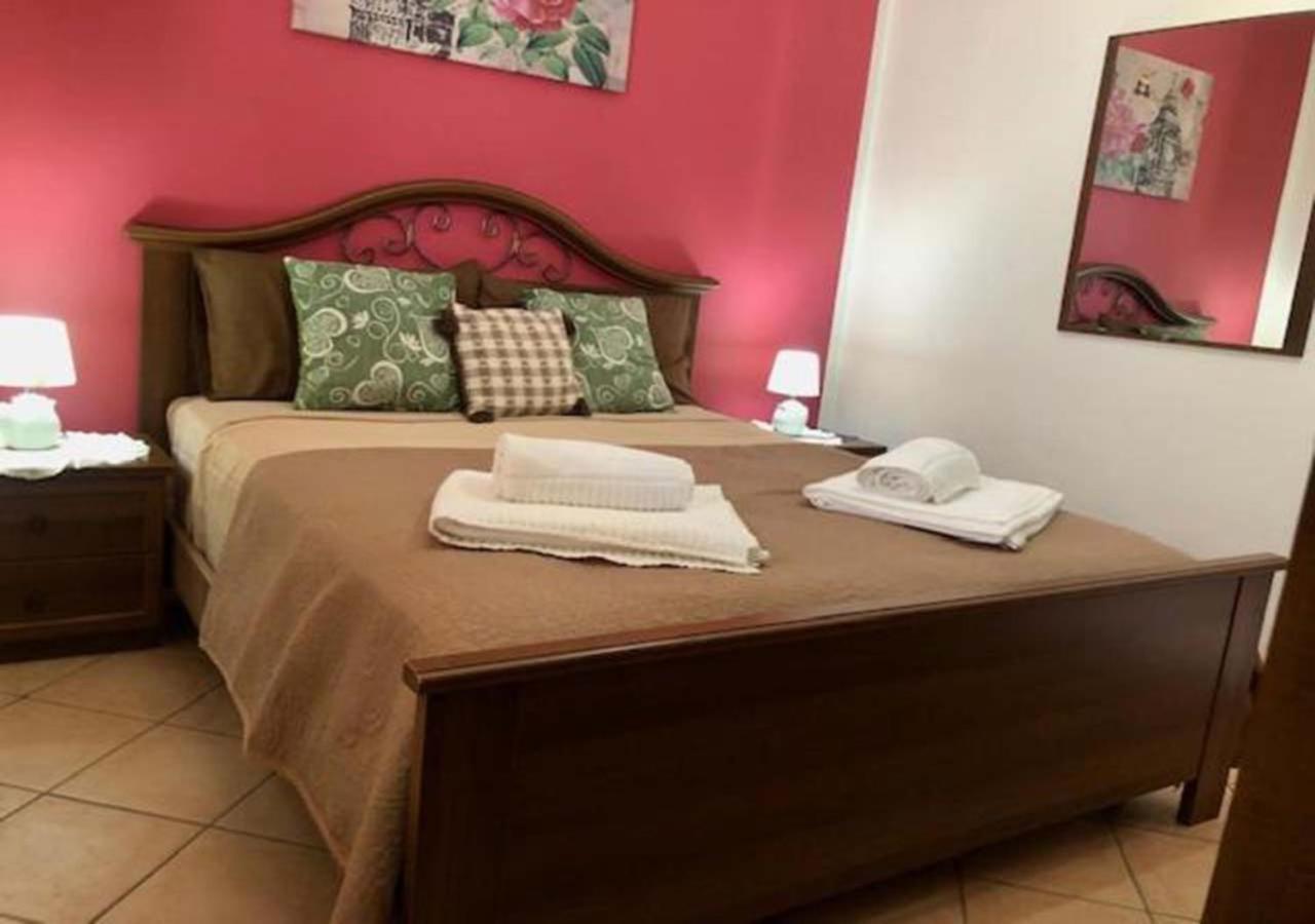 Odegos Appartamento Matilda Roca Exterior foto